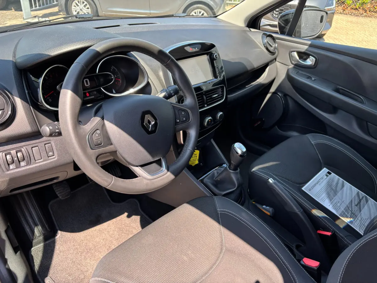0.9 TCe Zen/ NAVI / AIRCO / LMV / 4-SEIZOENENBANDEN