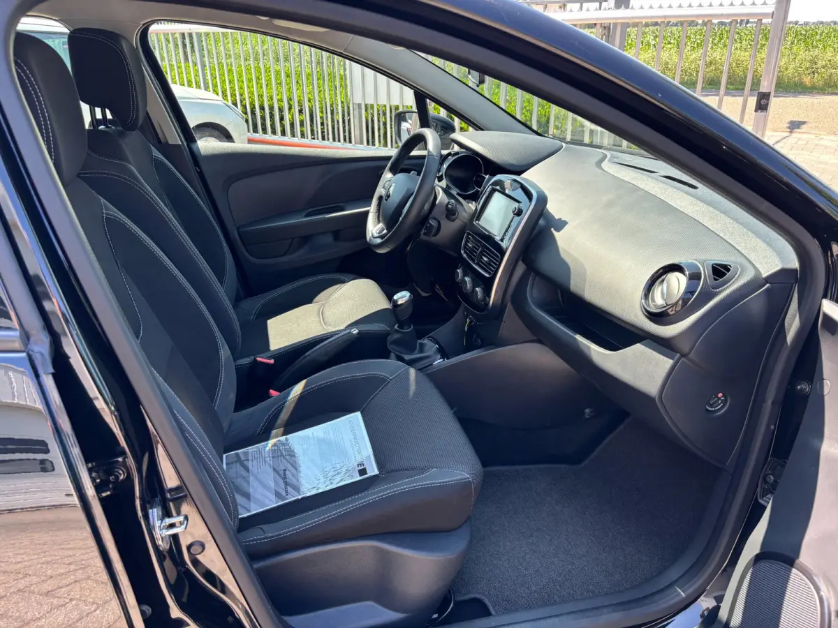 0.9 TCe Zen/ NAVI / AIRCO / LMV / 4-SEIZOENENBANDEN