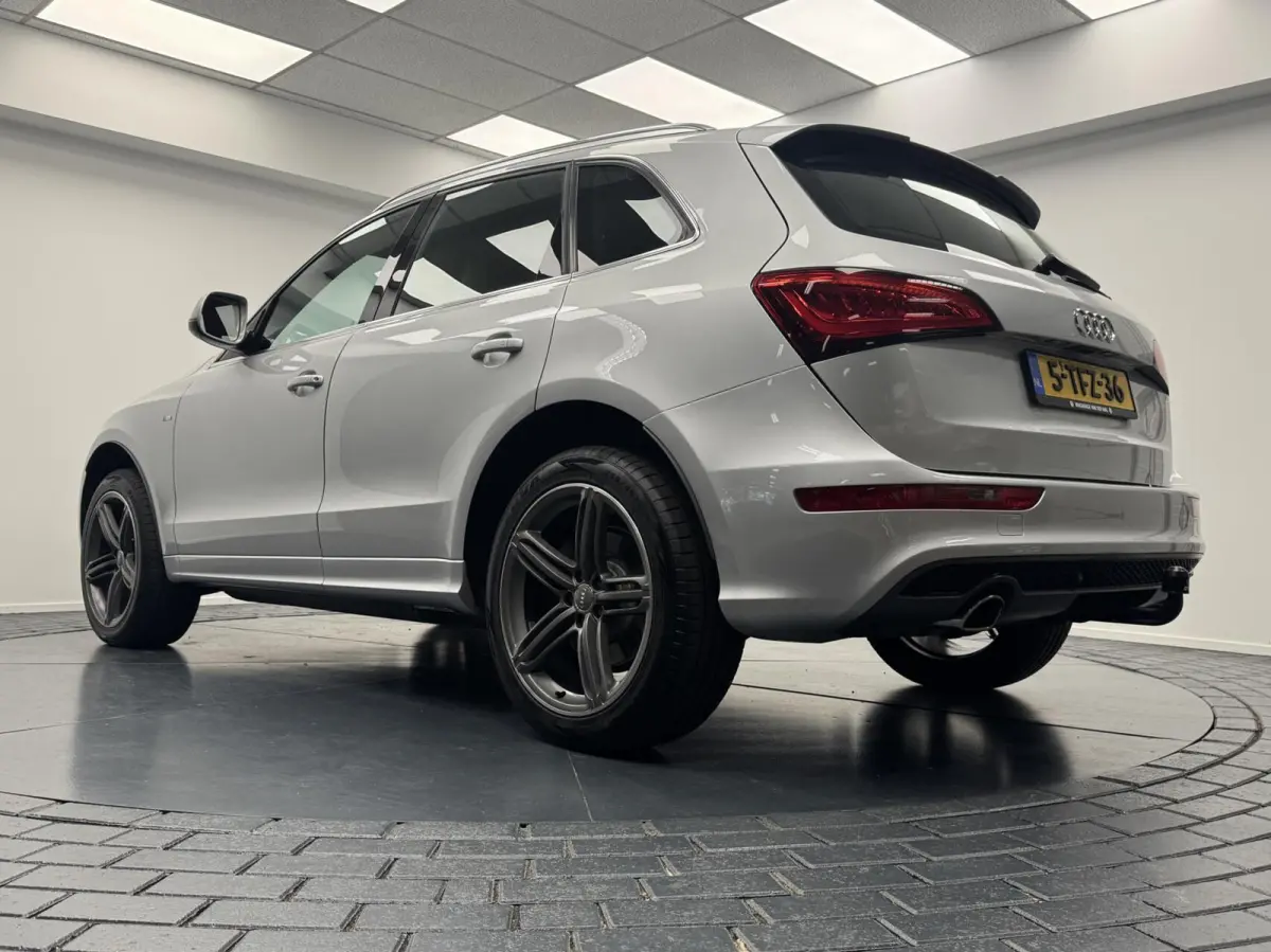 3.0 TFSI Quattro S-Line Automaat-Trekhaak-Navigatie-Cr.contr-Clima-Leder-Stoelverwarming-Parkeersensoren-LED-Lm20''velgen-Elek.Klep