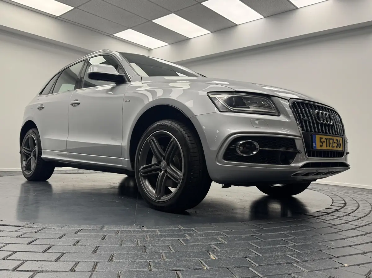 3.0 TFSI Quattro S-Line Automaat-Trekhaak-Navigatie-Cr.contr-Clima-Leder-Stoelverwarming-Parkeersensoren-LED-Lm20''velgen-Elek.Klep