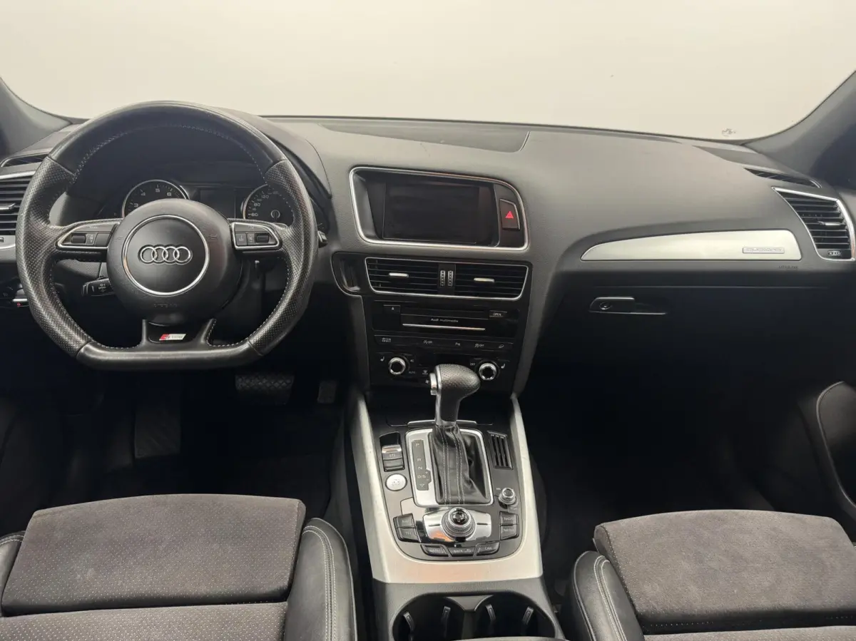 3.0 TFSI Quattro S-Line Automaat-Trekhaak-Navigatie-Cr.contr-Clima-Leder-Stoelverwarming-Parkeersensoren-LED-Lm20''velgen-Elek.Klep