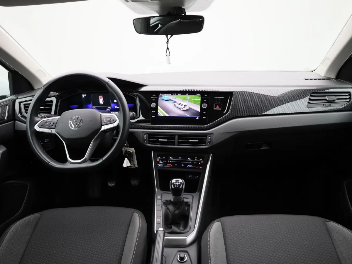 1.0 TSI Life Business 95 PK| Origineel Nederlands | 1e Eigenaar | Navigatie | Stoelverwarming | Climatronic | Parkeersensoren | Digitale Cockpit Voorstoelen verwarmd |