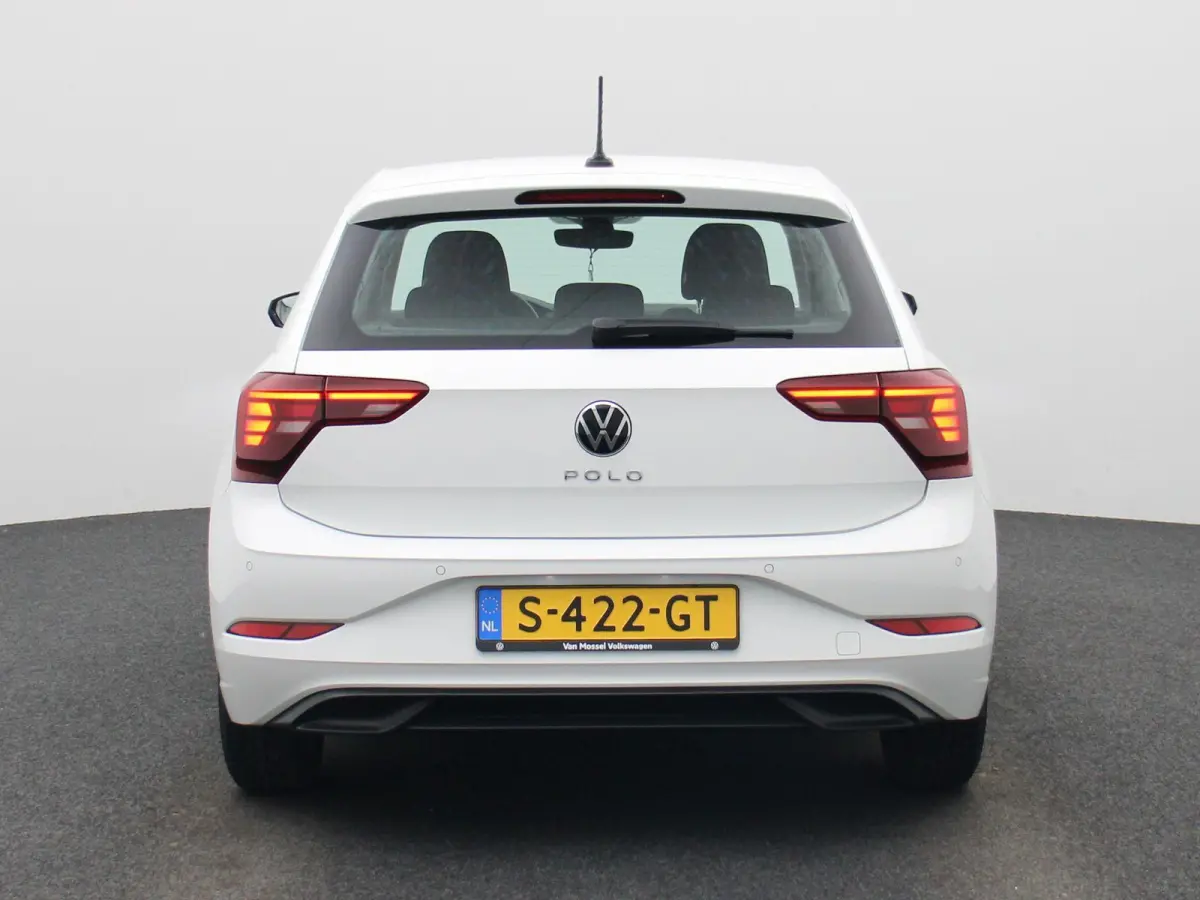 1.0 TSI Life Business 95 PK| Origineel Nederlands | 1e Eigenaar | Navigatie | Stoelverwarming | Climatronic | Parkeersensoren | Digitale Cockpit Voorstoelen verwarmd |