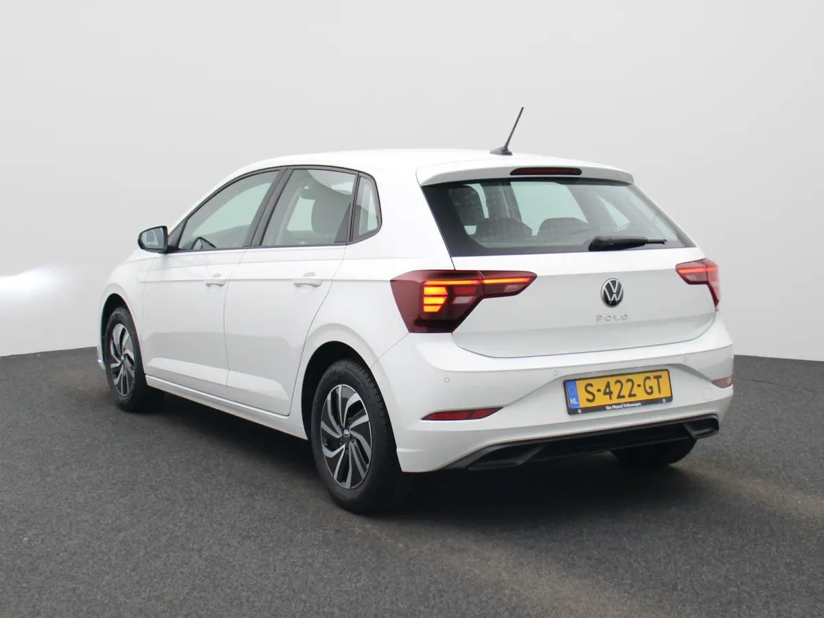 1.0 TSI Life Business 95 PK| Origineel Nederlands | 1e Eigenaar | Navigatie | Stoelverwarming | Climatronic | Parkeersensoren | Digitale Cockpit Voorstoelen verwarmd |