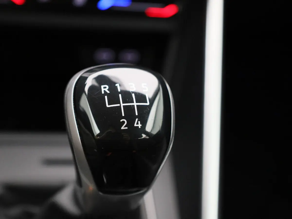 1.0 TSI Life Business 95 PK| Origineel Nederlands | 1e Eigenaar | Navigatie | Stoelverwarming | Climatronic | Parkeersensoren | Digitale Cockpit Voorstoelen verwarmd |