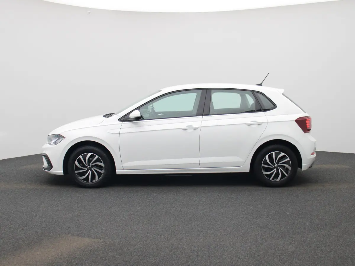 1.0 TSI Life Business 95 PK| Origineel Nederlands | 1e Eigenaar | Navigatie | Stoelverwarming | Climatronic | Parkeersensoren | Digitale Cockpit Voorstoelen verwarmd |