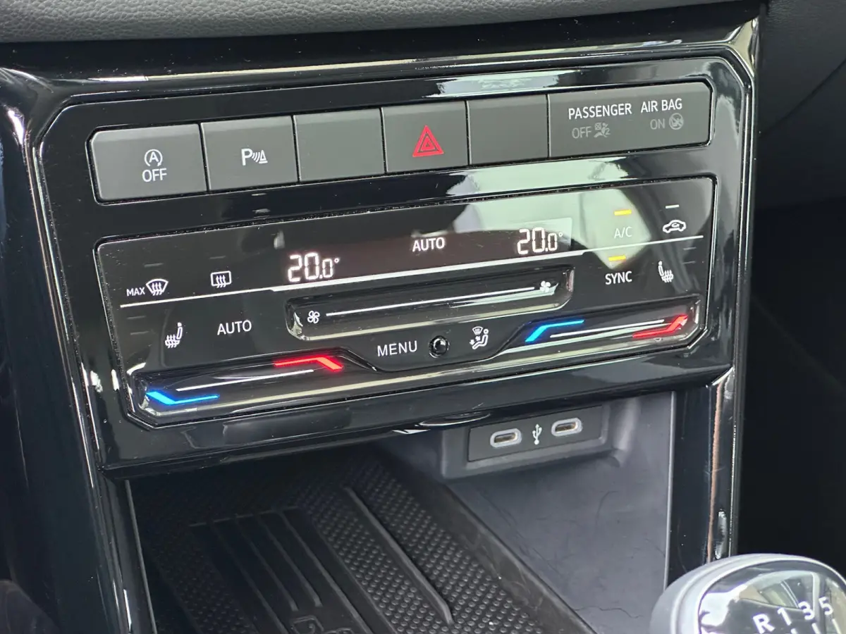 1.0 TSI Goal | Navi | Climate | Led | Stoelverwarming | Adap. Cruise | 4-Season | Rijklaar incl. garantie