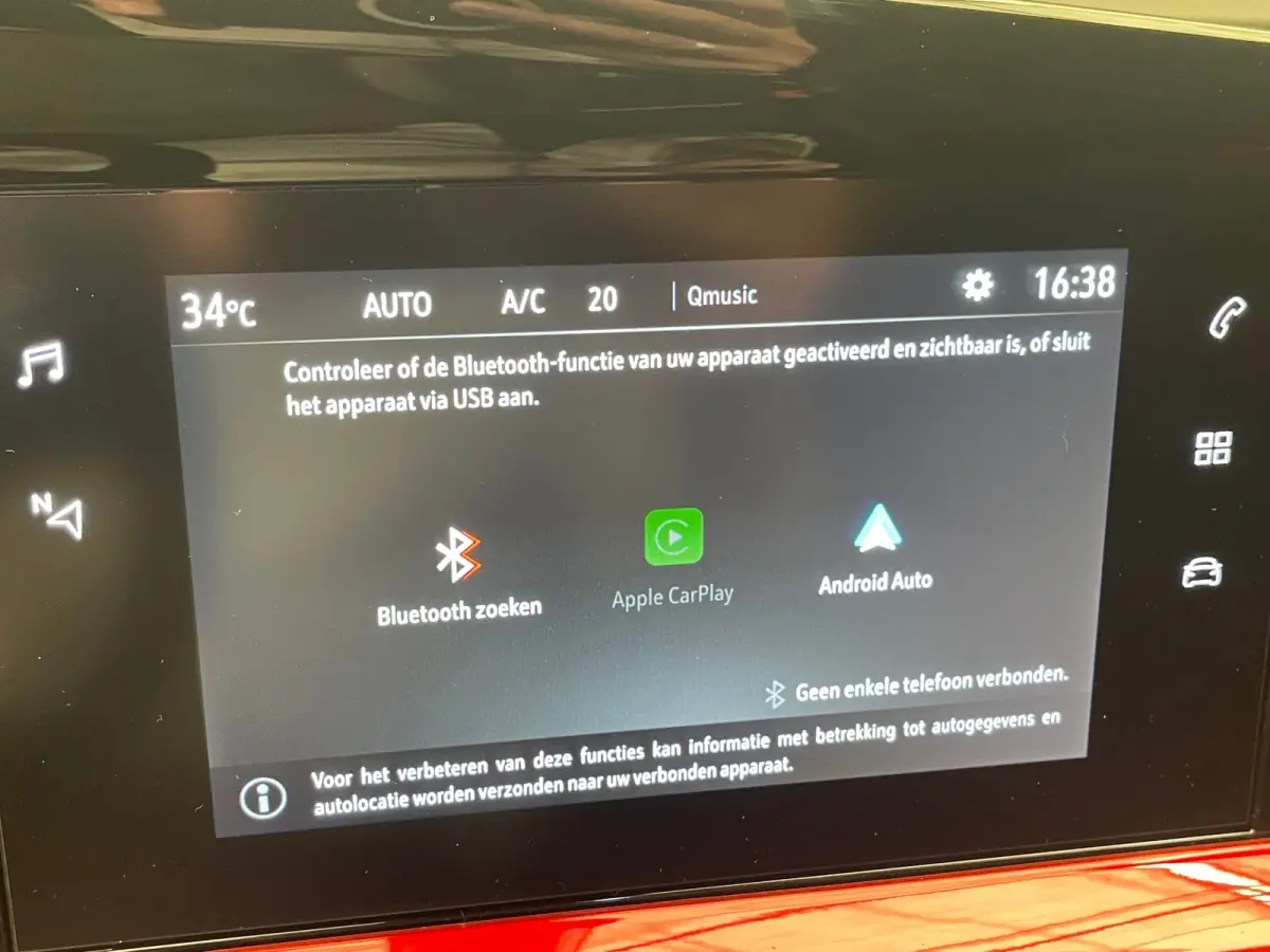 GS Line 50-kWh Camera | LED | 18" Lichtmetaal | Carplay | Cruise | Climate | Parkeersensoren voor en Achter | Achteruitrijcamera | Afwijkende dakkleur | Apple Carplay/Android Auto|telefoonin
