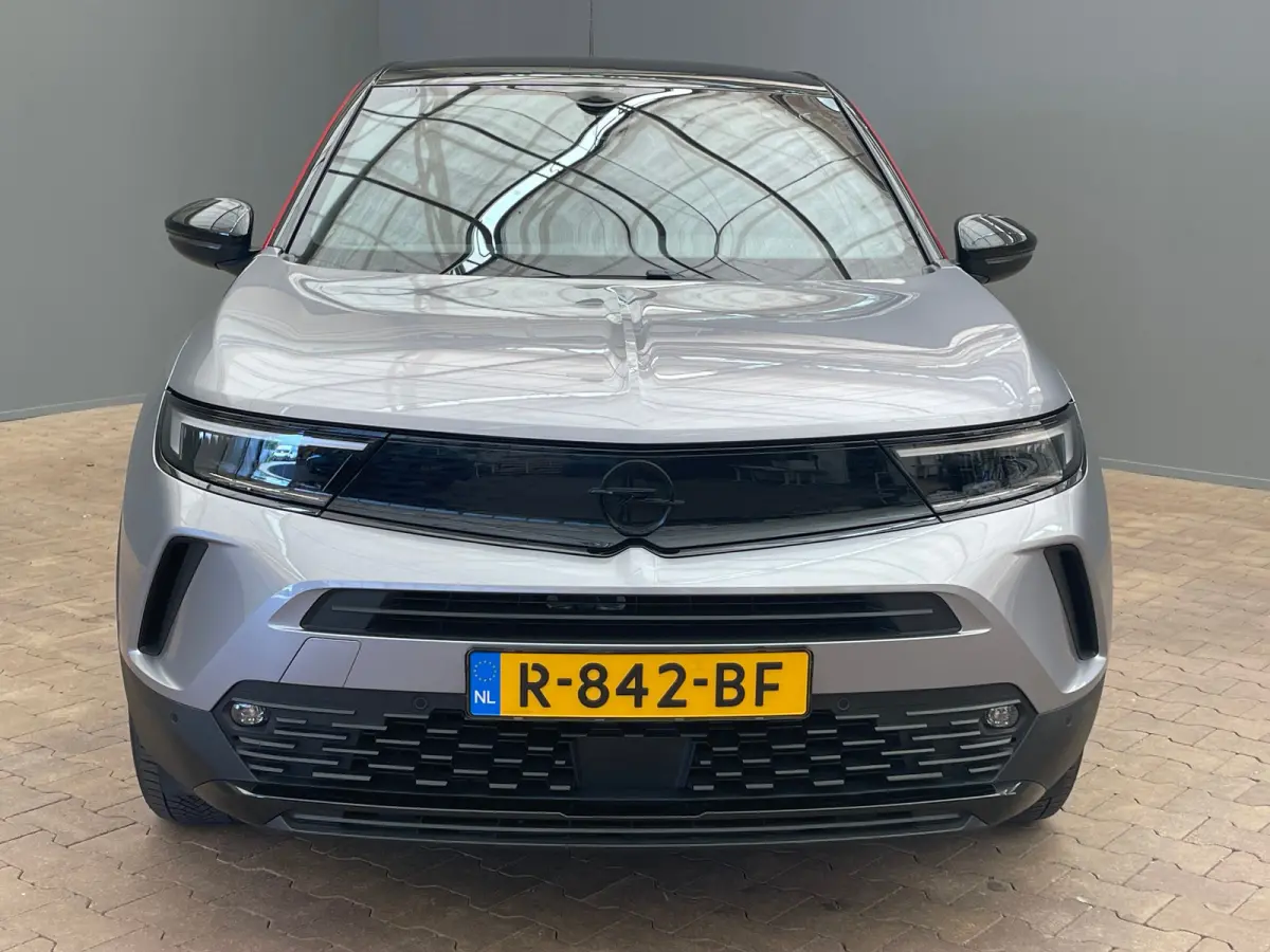 GS Line 50-kWh Camera | LED | 18" Lichtmetaal | Carplay | Cruise | Climate | Parkeersensoren voor en Achter | Achteruitrijcamera | Afwijkende dakkleur | Apple Carplay/Android Auto|telefoonin