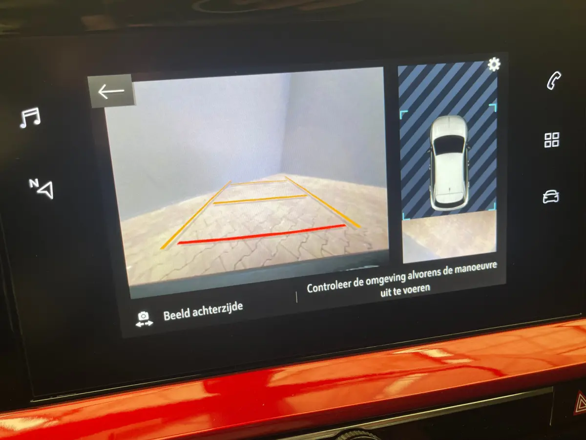 GS Line 50-kWh Camera | LED | 18" Lichtmetaal | Carplay | Cruise | Climate | Parkeersensoren voor en Achter | Achteruitrijcamera | Afwijkende dakkleur | Apple Carplay/Android Auto|telefoonin