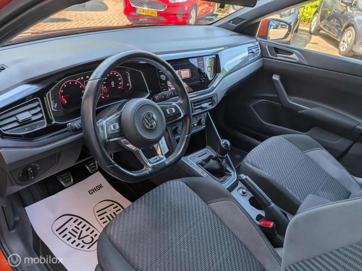 1.0 TSI Highline Business 2x R-Line LED ETC