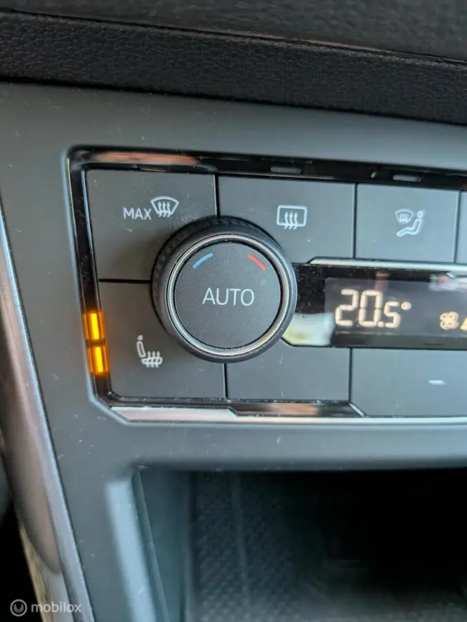 1.0 TSI Highline Business 2x R-Line LED ETC