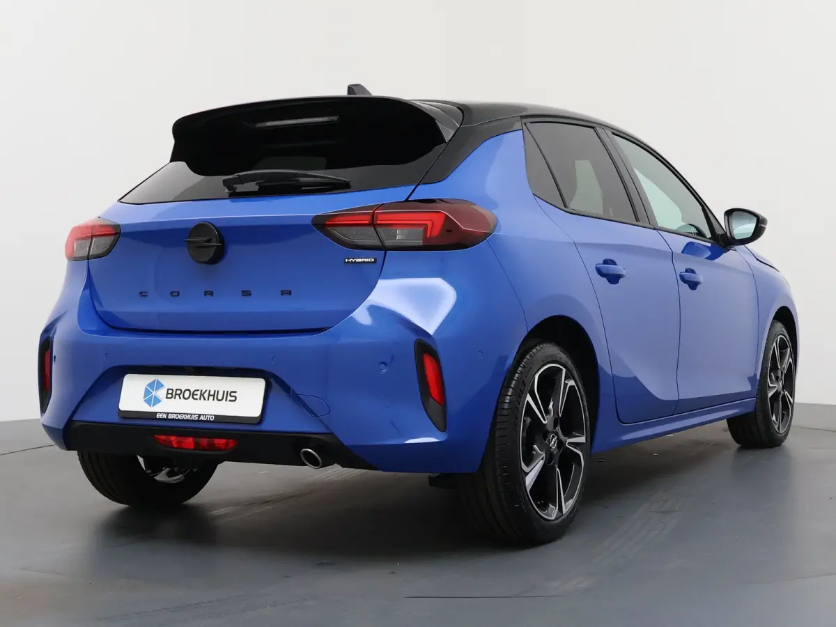 1.2 Hybrid Ultimate | Dode hoek waarschuwing | Draadloze telefoonlader | Elektronische klimaatregeling (ECC)