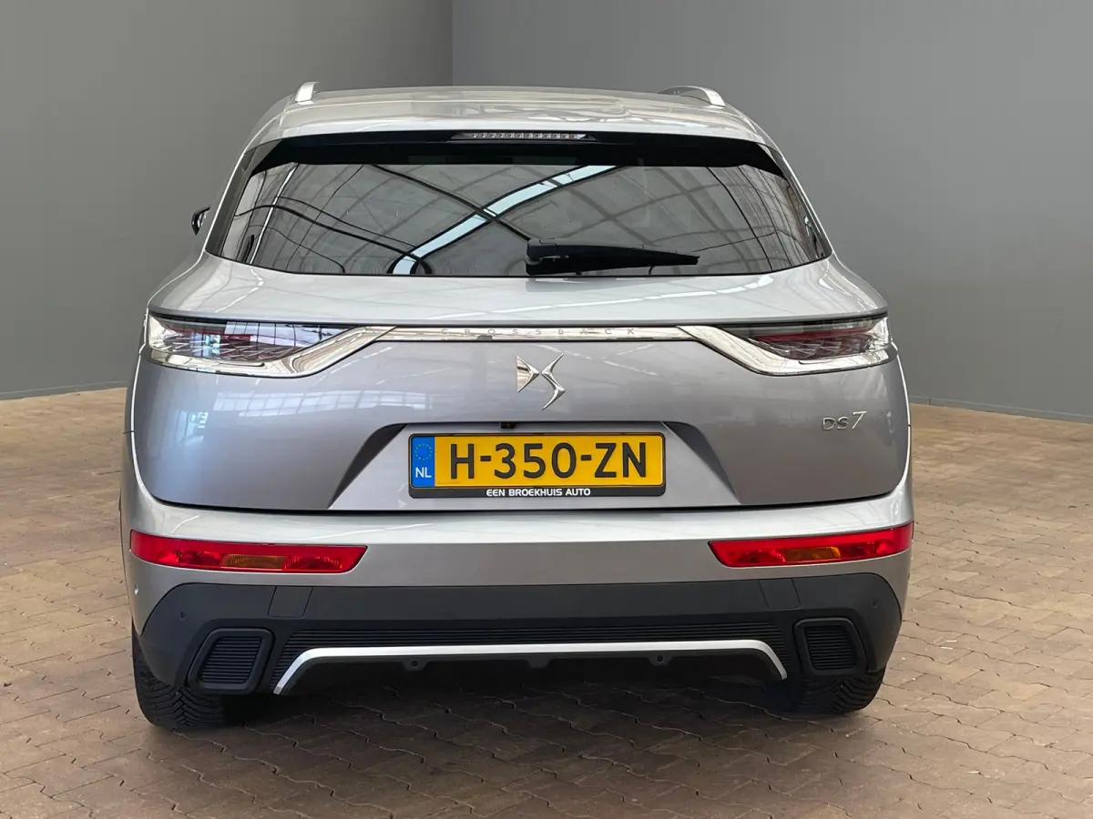 1.2 PureTech Executive Leder | Elec stoelen | Stoelverwarming | | Achteruitrijcamera | Apple Carplay/Android Auto|telefoonintegratie premium | Bluetooth telefoonvoorbereiding