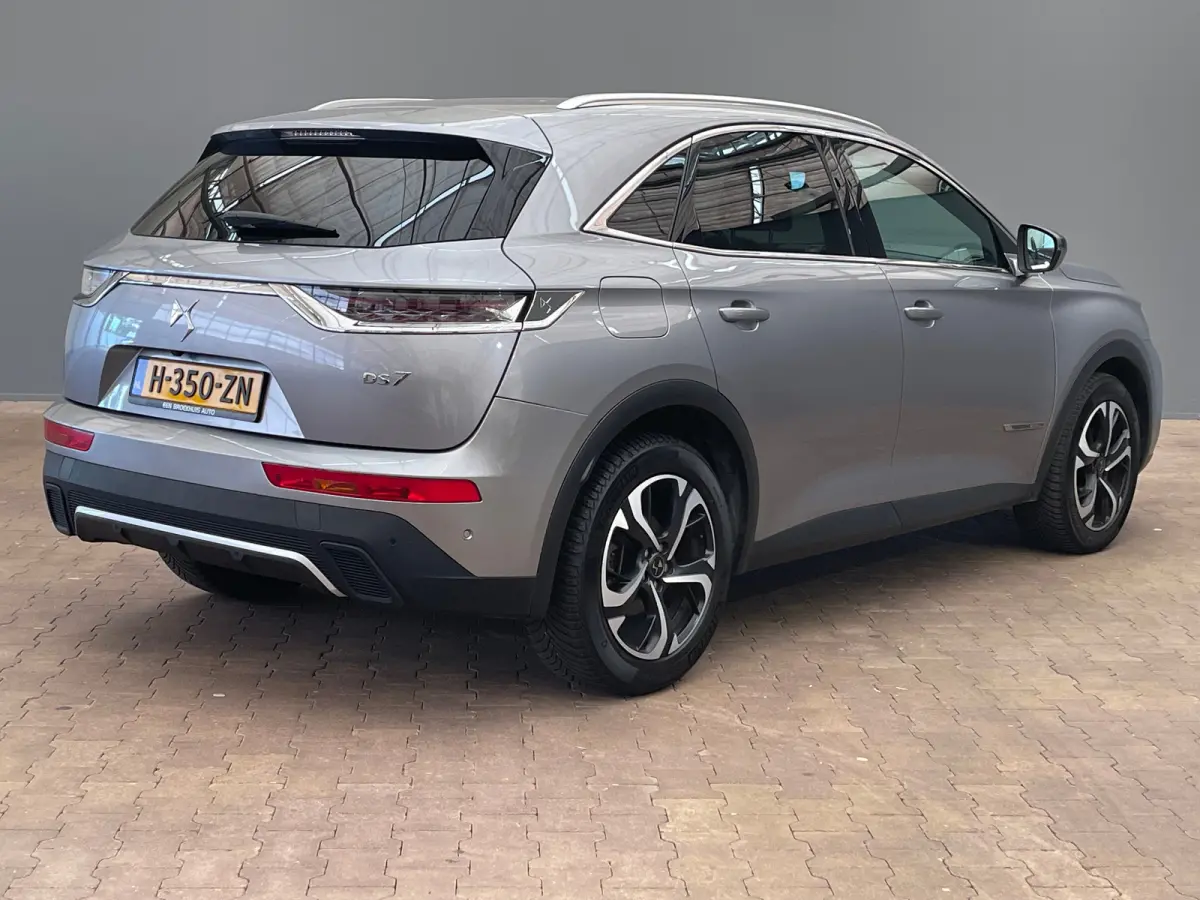 1.2 PureTech Executive Leder | Elec stoelen | Stoelverwarming | | Achteruitrijcamera | Apple Carplay/Android Auto|telefoonintegratie premium | Bluetooth telefoonvoorbereiding