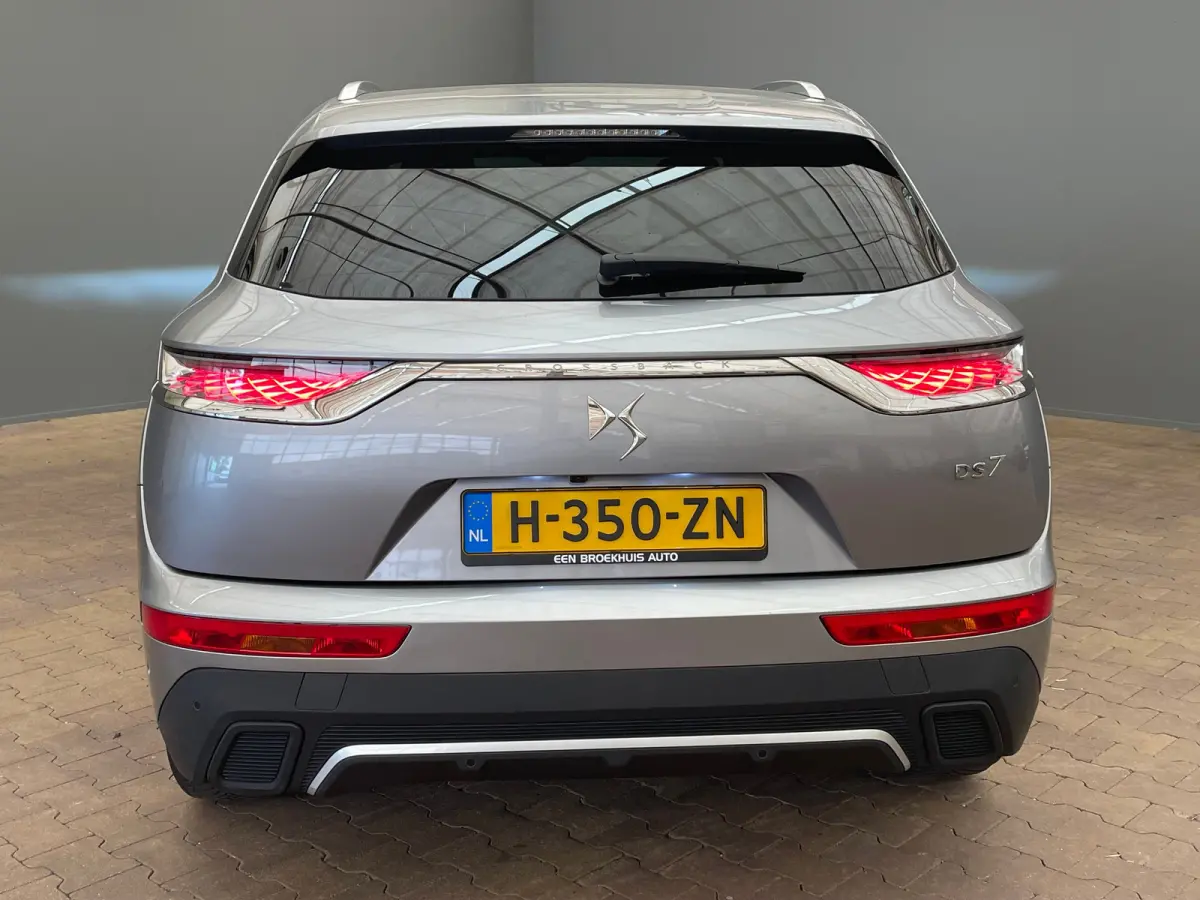 1.2 PureTech Executive Leder | Elec stoelen | Stoelverwarming | | Achteruitrijcamera | Apple Carplay/Android Auto|telefoonintegratie premium | Bluetooth telefoonvoorbereiding