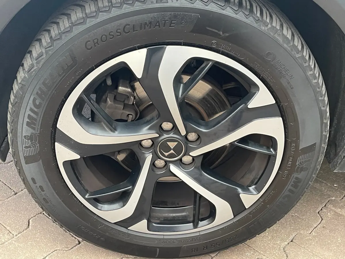 1.2 PureTech Executive Leder | Elec stoelen | Stoelverwarming | | Achteruitrijcamera | Apple Carplay/Android Auto|telefoonintegratie premium | Bluetooth telefoonvoorbereiding