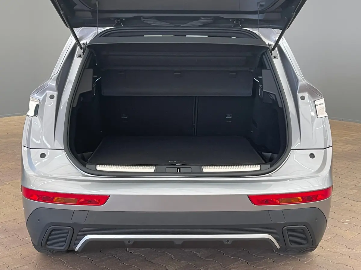 1.2 PureTech Executive Leder | Elec stoelen | Stoelverwarming | | Achteruitrijcamera | Apple Carplay/Android Auto|telefoonintegratie premium | Bluetooth telefoonvoorbereiding