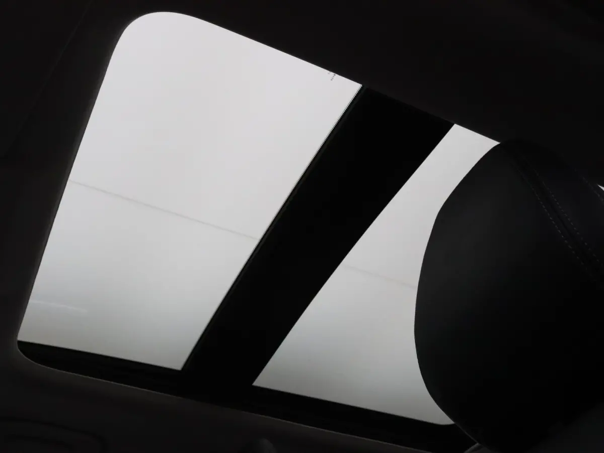 306pk PHEV Instyle Head-Up | Panoramadak