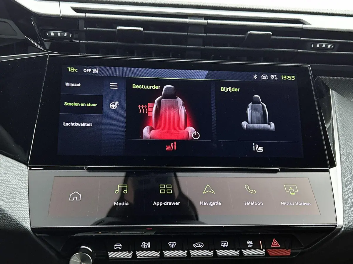1.2 Hybrid 145 e-DCS6 GT | Automaat | GT | Sportstoelen | Elektrisch bedienbare stoelen | Elektrische achterklep | Navigatie | Apple carplay | Android auto | 360 camera | Dode hoek sensoren 