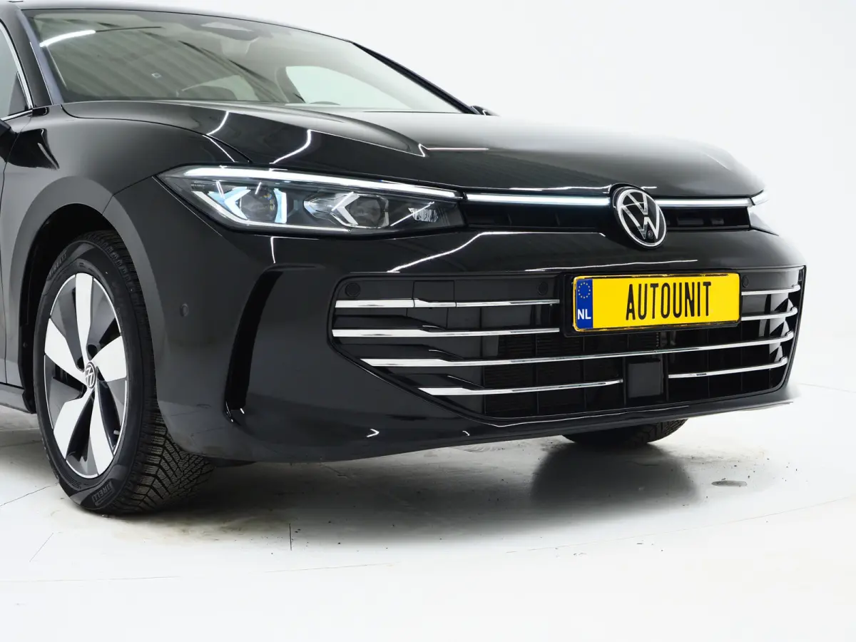 1.5 eHybrid Elegance | 5 Jaar Garantie | Panoramadak | Leder | Trekhaak | Harman/Kardon | HUD | 360 | Sfeerlicht | Keyless