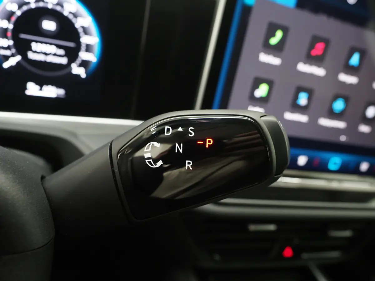 1.5 eHybrid Elegance | 5 Jaar Garantie | Panoramadak | Leder | Trekhaak | Harman/Kardon | HUD | 360 | Sfeerlicht | Keyless