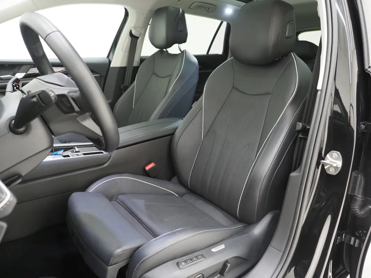 1.5 eHybrid Elegance | 5 Jaar Garantie | Panoramadak | Leder | Trekhaak | Harman/Kardon | HUD | 360 | Sfeerlicht | Keyless