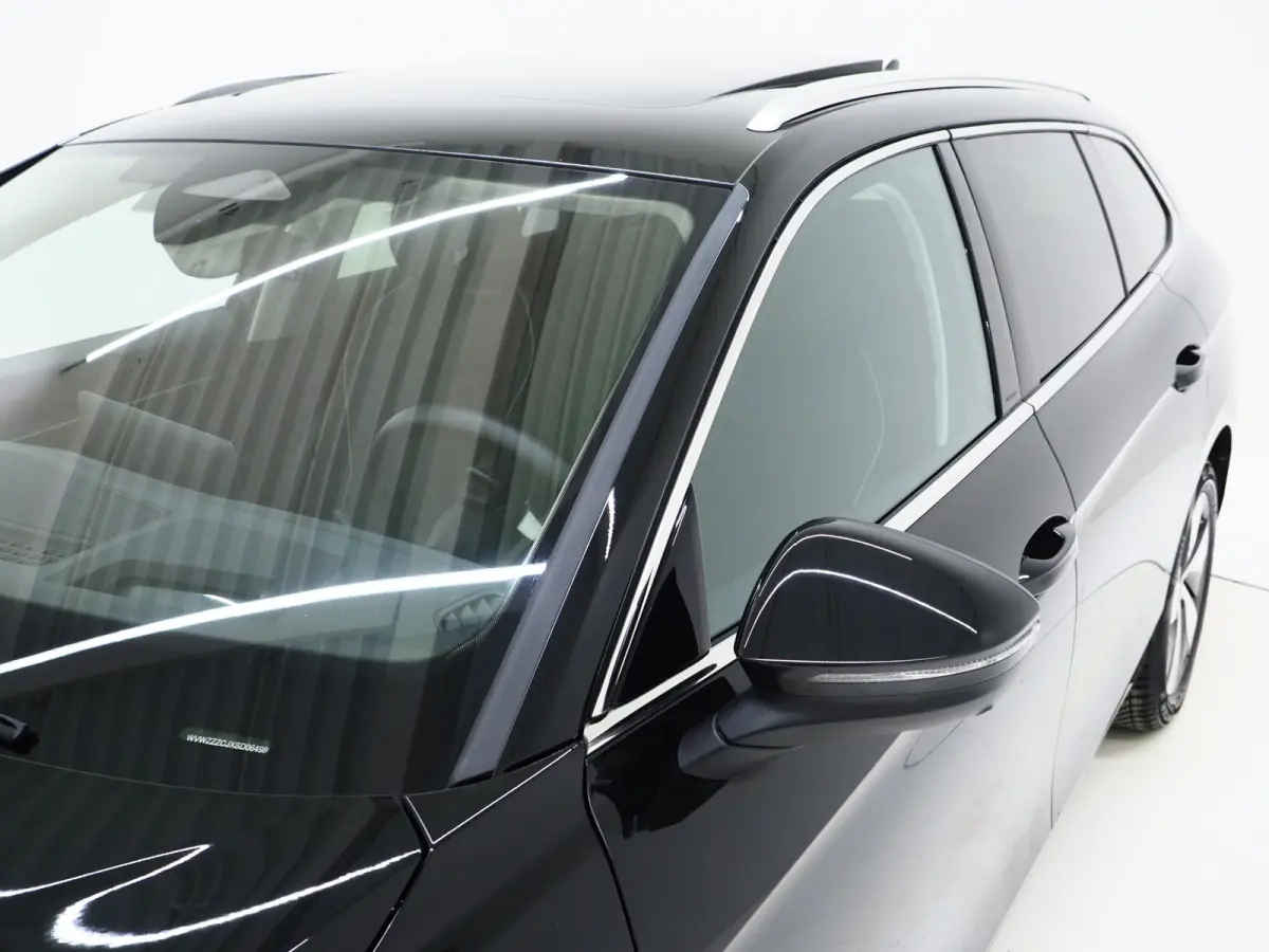 1.5 eHybrid Elegance | 5 Jaar Garantie | Panoramadak | Leder | Trekhaak | Harman/Kardon | HUD | 360 | Sfeerlicht | Keyless