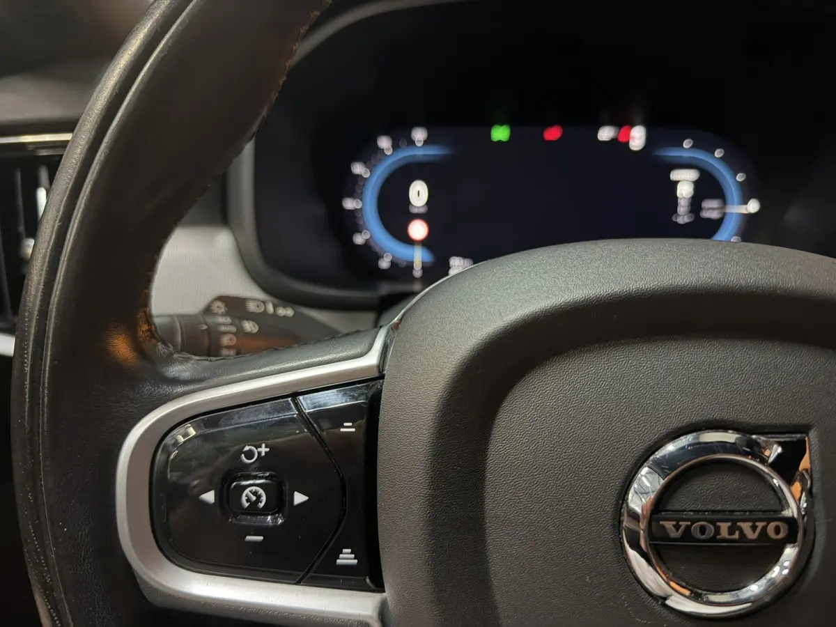 2.0 T6 AWD Inscription SOH 92%|340PK|ACC|LaneAssist|Luxe|Camera|Elektr.Trekhaak|Garantie|Rijklaar