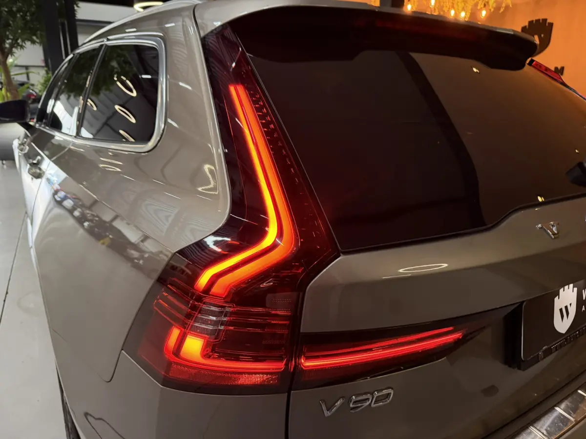 2.0 T6 AWD Inscription SOH 92%|340PK|ACC|LaneAssist|Luxe|Camera|Elektr.Trekhaak|Garantie|Rijklaar