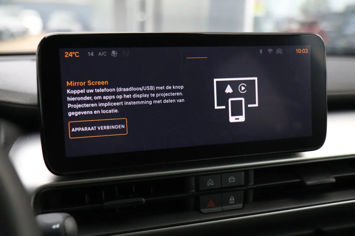 1.2 e-Hybrid Summit pano-leder-carplay navi-keyless