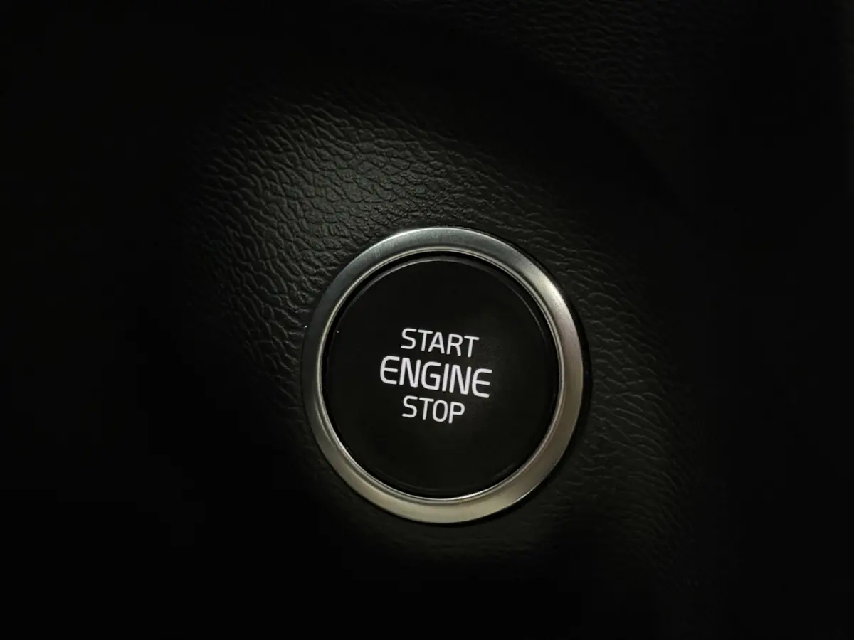 T5 R-Design Pano Camera Led Acc Hud Pdc Harman/Kardon Keyless Stoelverw & Stuur