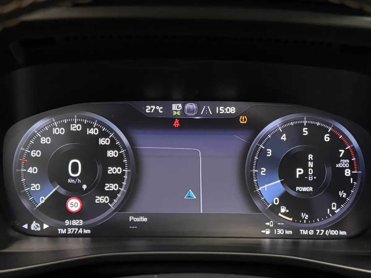 T5 R-Design Pano Camera Led Acc Hud Pdc Harman/Kardon Keyless Stoelverw & Stuur