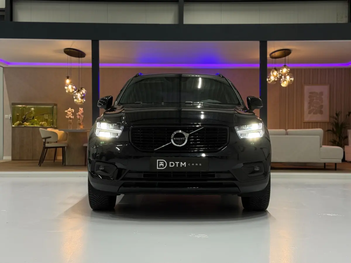 T5 R-Design Pano Camera Led Acc Hud Pdc Harman/Kardon Keyless Stoelverw & Stuur