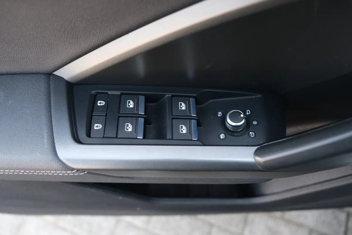35 TFSI S-Line S-tronic Navi Leder Cruise Pdc Climate Keyless