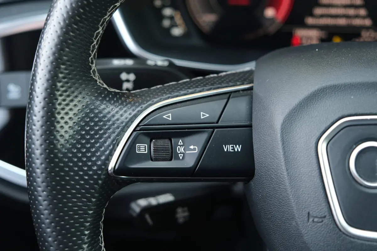 35 TFSI S-Line S-tronic Navi Leder Cruise Pdc Climate Keyless