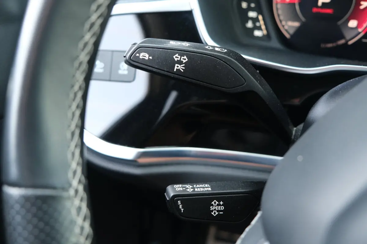 35 TFSI S-Line S-tronic Navi Leder Cruise Pdc Climate Keyless