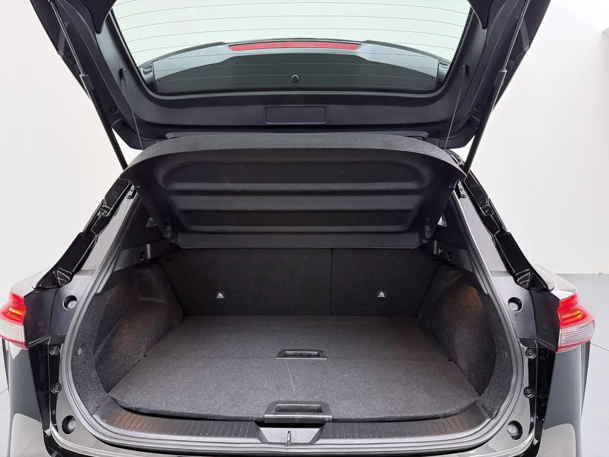 1.3 MHEV Acenta | Trekhaak | Apple CarPlay | Achteruitrijcamera |