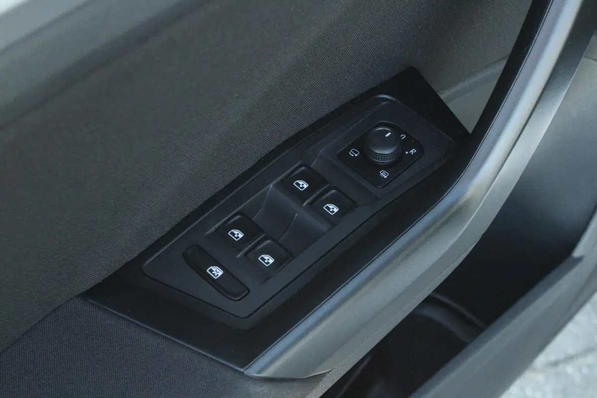 1.5 TSI 150pk DSG Life | Apple CarPlay/Android Auto | Adaptive Cruise | Park Assist