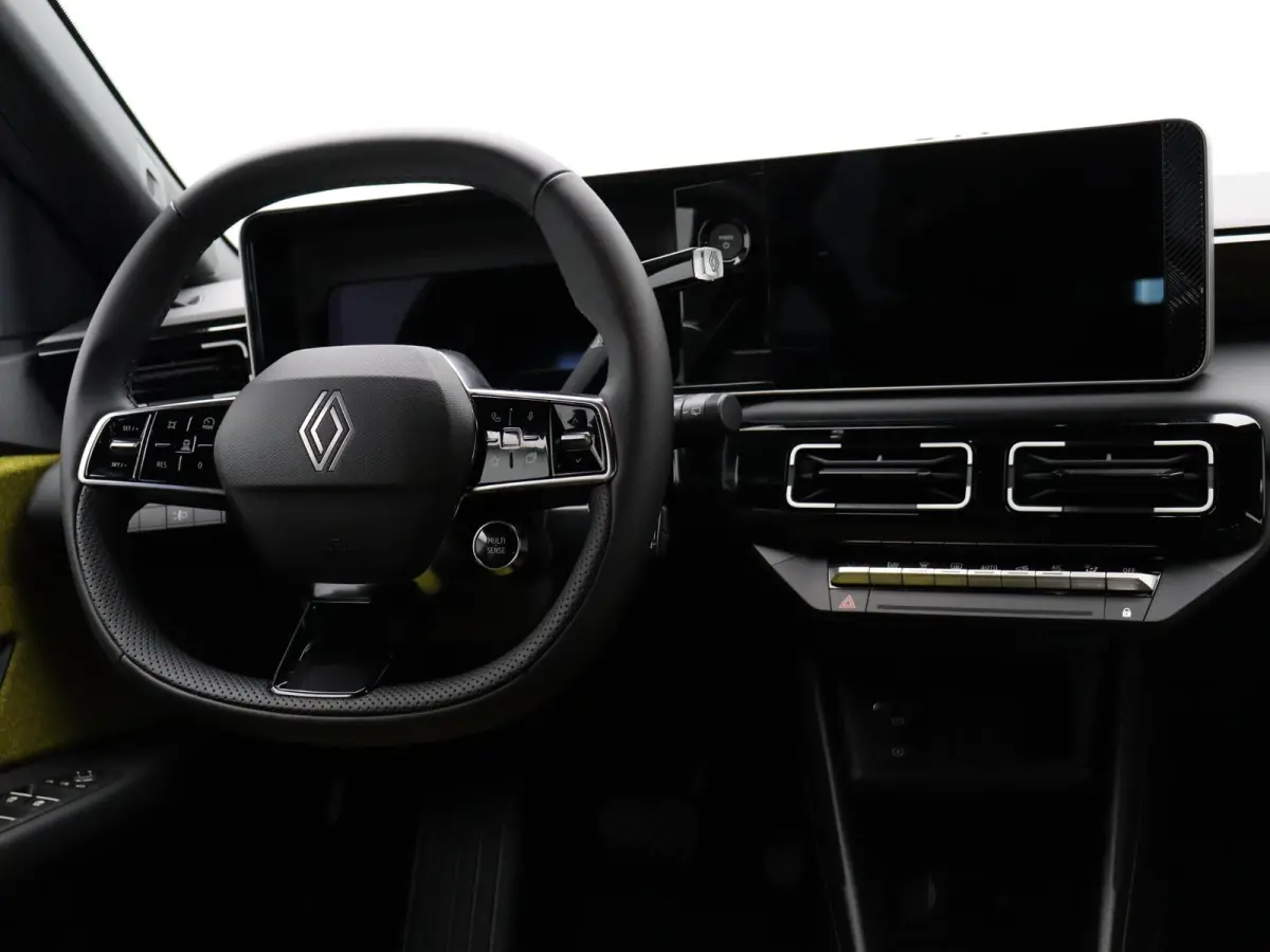 comfort range iconic cinq 52 kWh | Vijf jaar garantie | Stoel- en stuurwielverwarming | Blind spot warning |