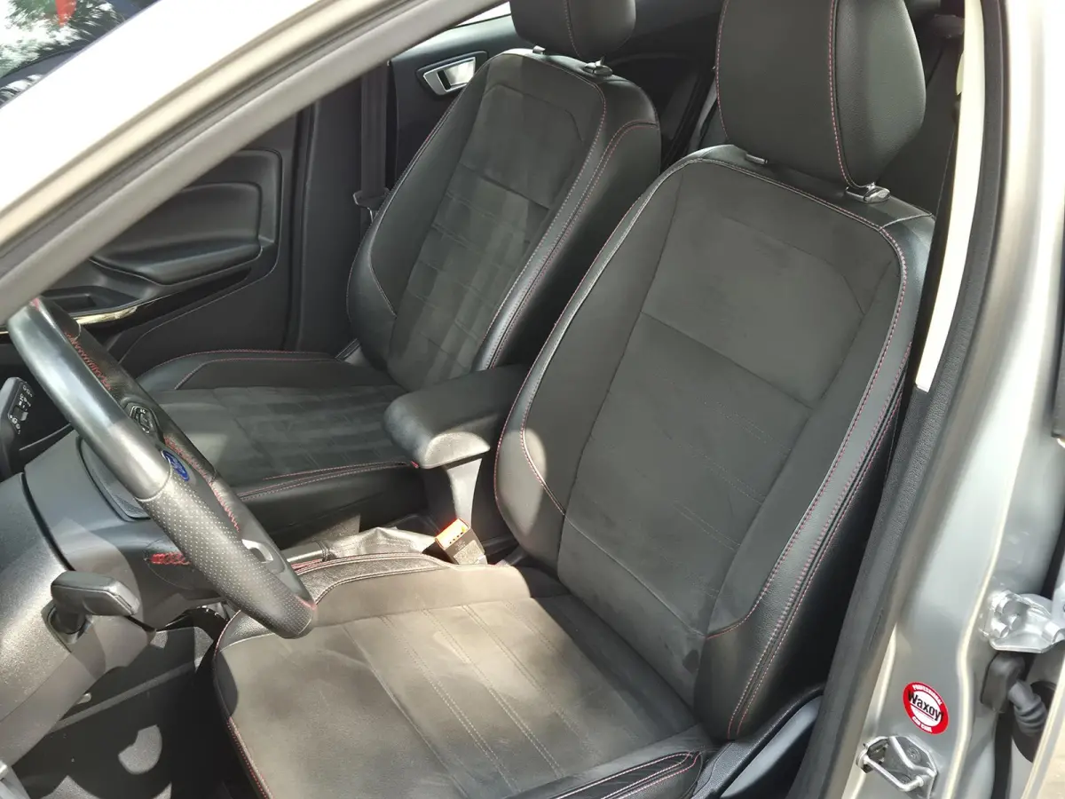 1.0 EcoBoost ST-Line 125PK | Navigatie | Winterpakket | Climate Control | Trekhaak | Cruise Control