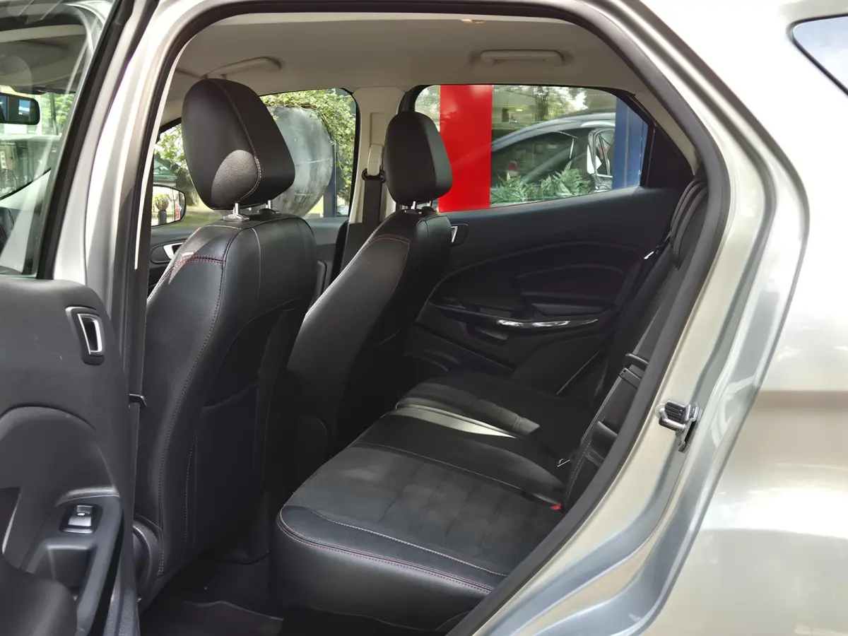 1.0 EcoBoost ST-Line 125PK | Navigatie | Winterpakket | Climate Control | Trekhaak | Cruise Control