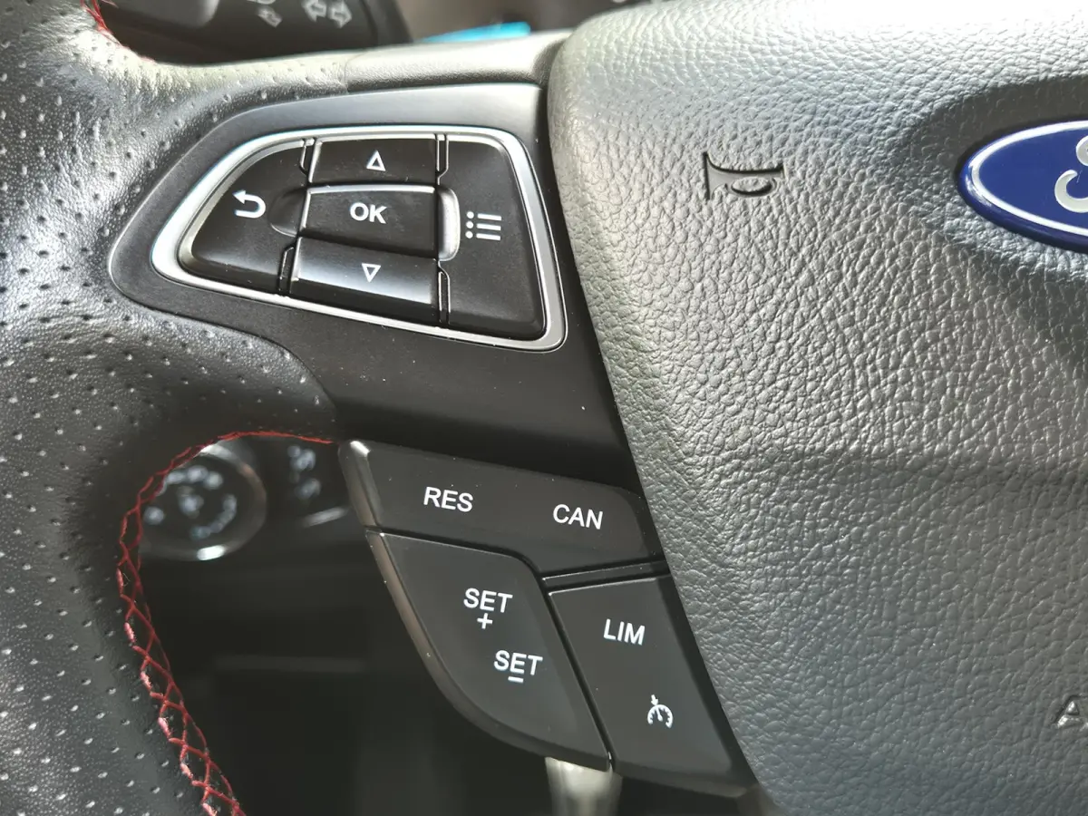 1.0 EcoBoost ST-Line 125PK | Navigatie | Winterpakket | Climate Control | Trekhaak | Cruise Control