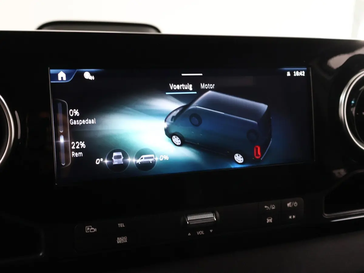 315 CDI | L2 H1 | RWD | PRO | Parkeercamera | Airco | Dodehoekassistent | Zijwindassistent | Cruise Control | Chauffeursstoel |