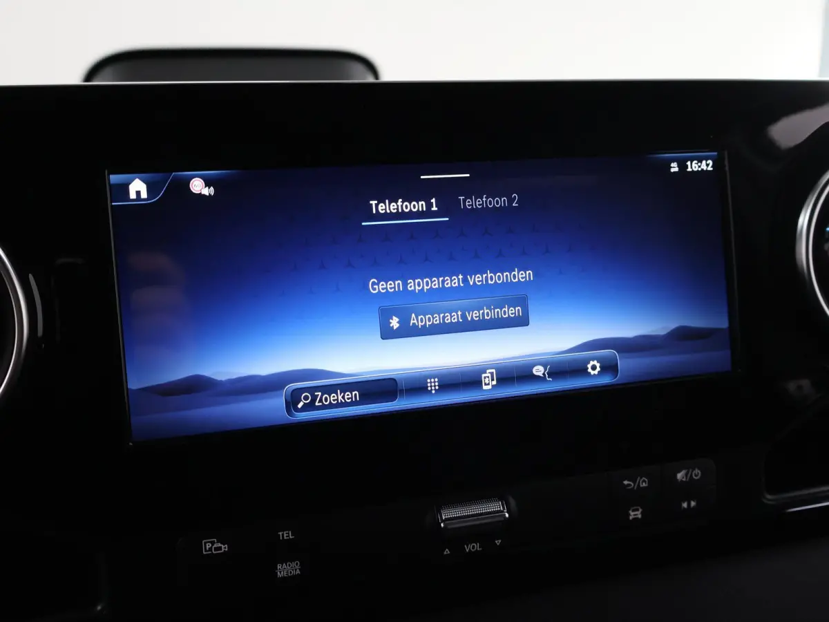 315 CDI | L2 H1 | RWD | PRO | Parkeercamera | Airco | Dodehoekassistent | Zijwindassistent | Cruise Control | Chauffeursstoel |