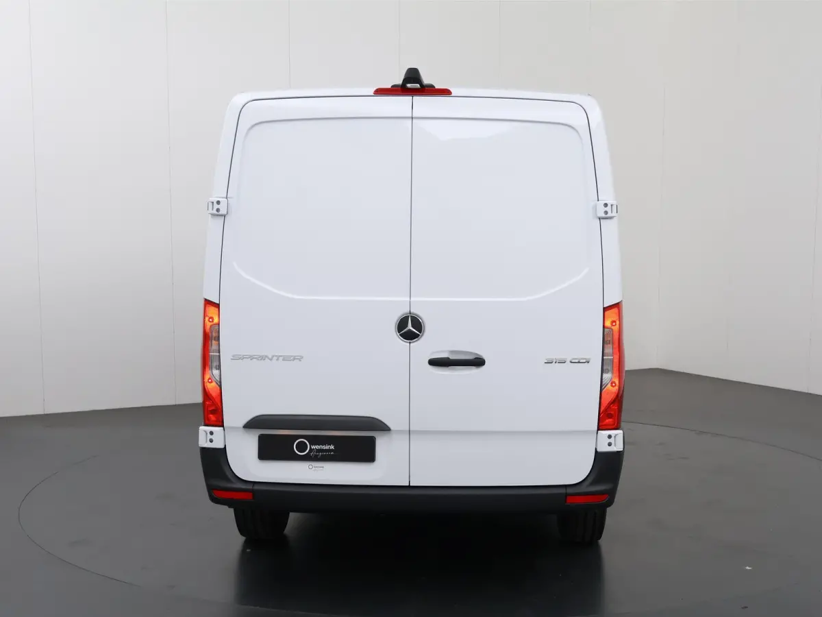 315 CDI | L2 H1 | RWD | PRO | Parkeercamera | Airco | Dodehoekassistent | Zijwindassistent | Cruise Control | Chauffeursstoel |