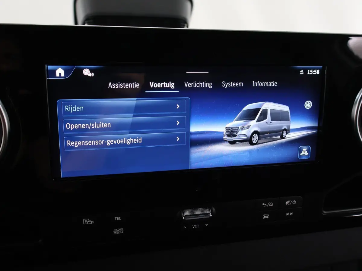 317 CDI | L2 H2 | Aut. | RWD | PRO | BPM VRIJ! | 3500 KG AHW | CARPLAY | ANDROID AUTO | 3-ZITS | CRUISE | CAMERA | AIRCO | SPOORASSISTENT | DODEHOEKDETECTIE |