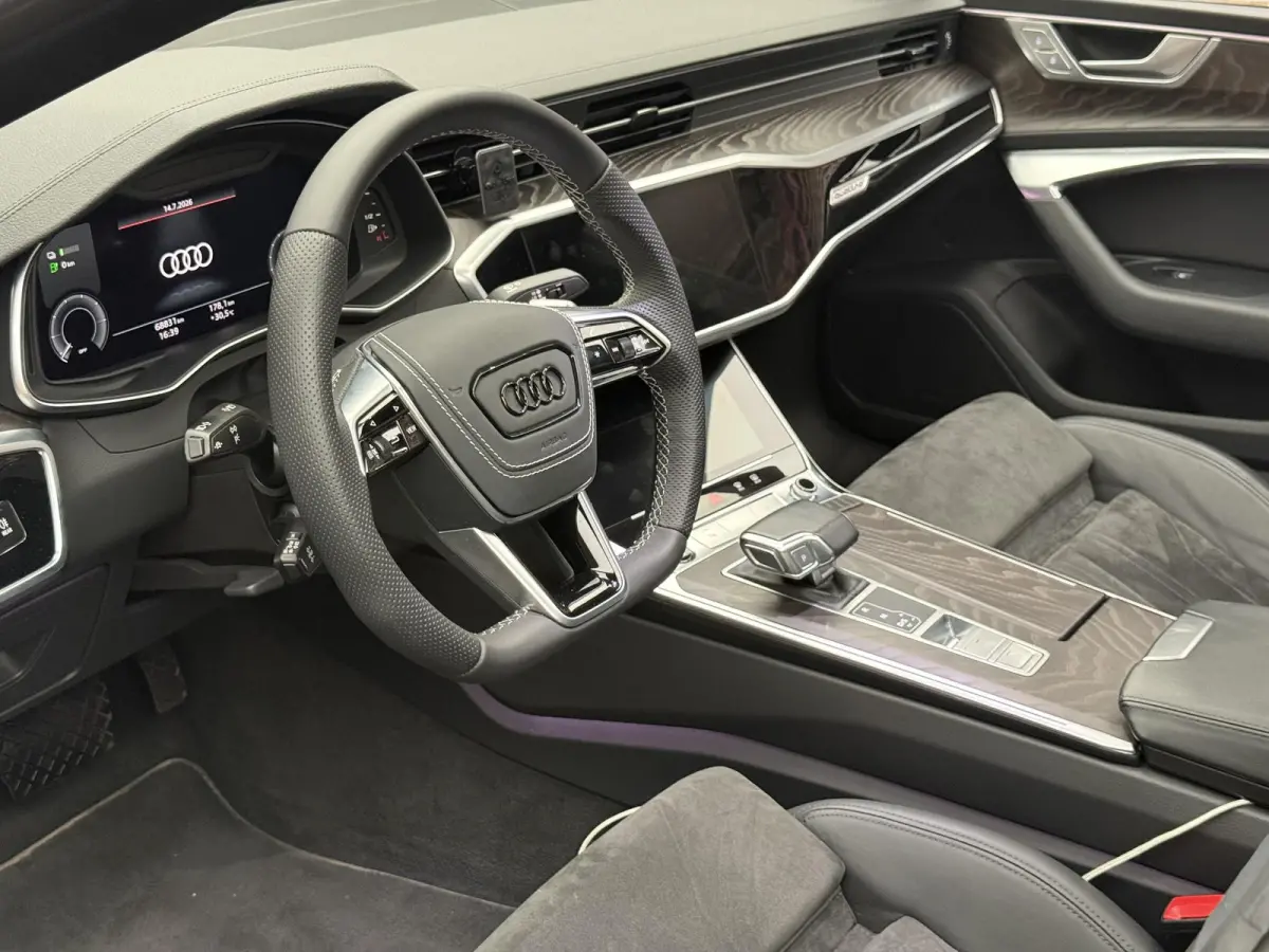 50 TFSI e quattro Pro Line S RS velgen | Pano | ACC | HUD