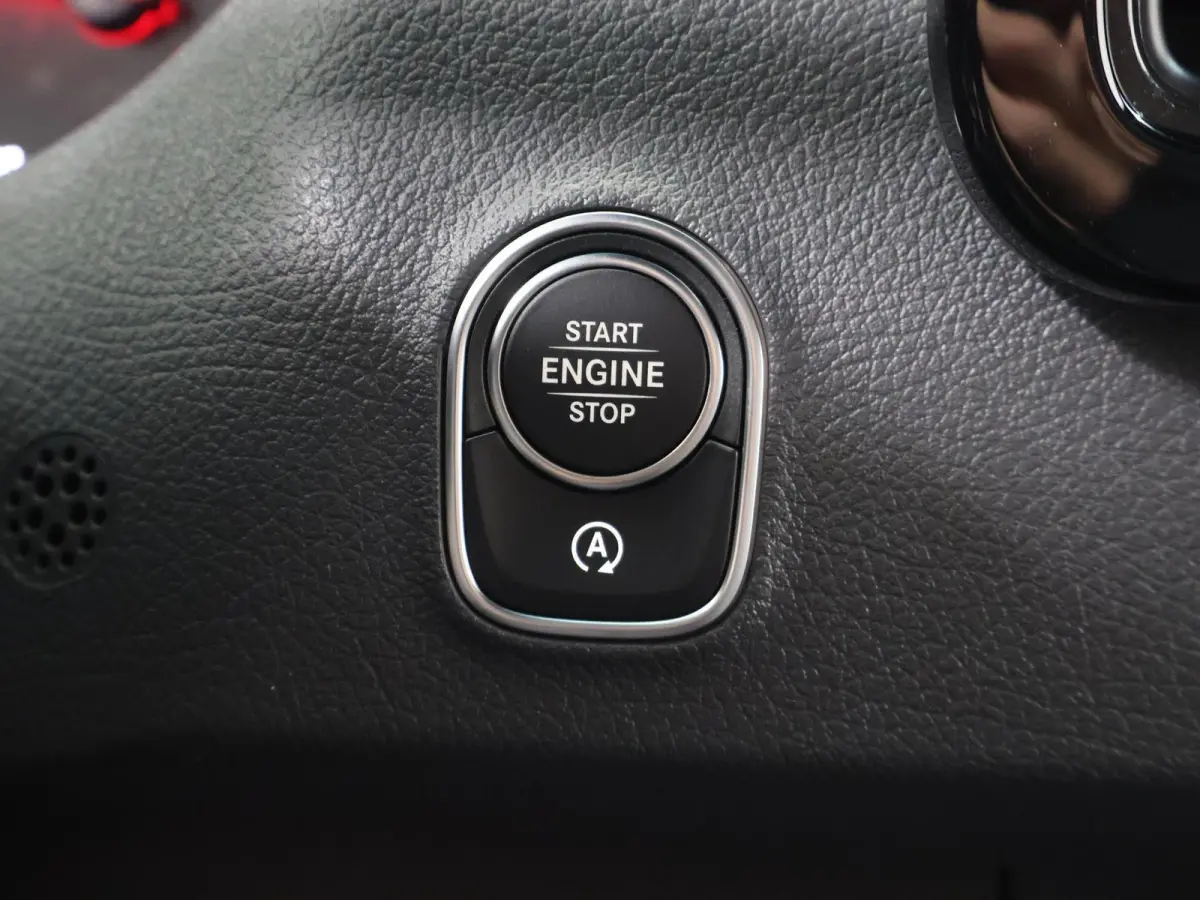 319 CDI L2 H2 RWD Select | Achteruitrijcamera | Airco | Cruise Control | Apple Carplay | LED Koplampen | Distronic Adaptieve Cruise Control | Navigatie