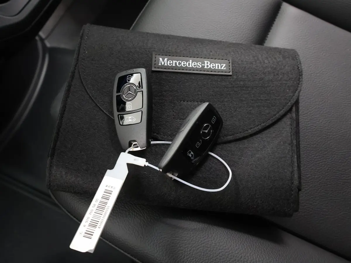 319 CDI L2 H2 RWD Select | Achteruitrijcamera | Airco | Cruise Control | Apple Carplay | LED Koplampen | Distronic Adaptieve Cruise Control | Navigatie